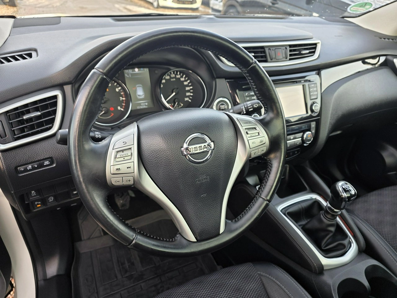 Nissan Qashqai - Zdjęcie 29