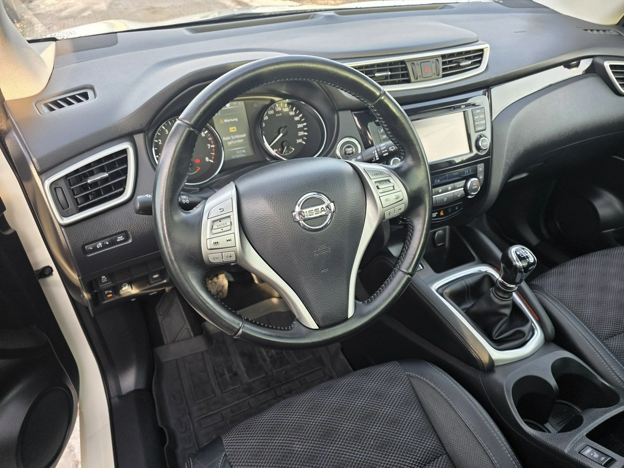 Nissan Qashqai - Zdjęcie 8