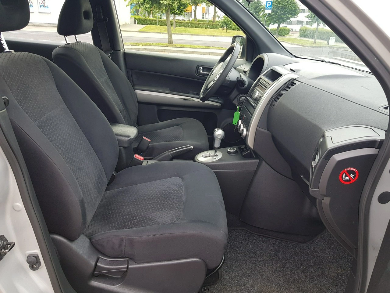 Nissan X-Trail - Zdjęcie 17