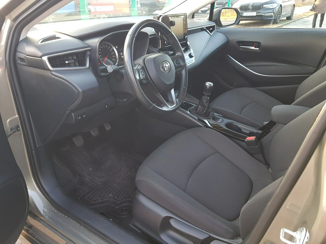 Toyota Corolla - Zdjęcie 9