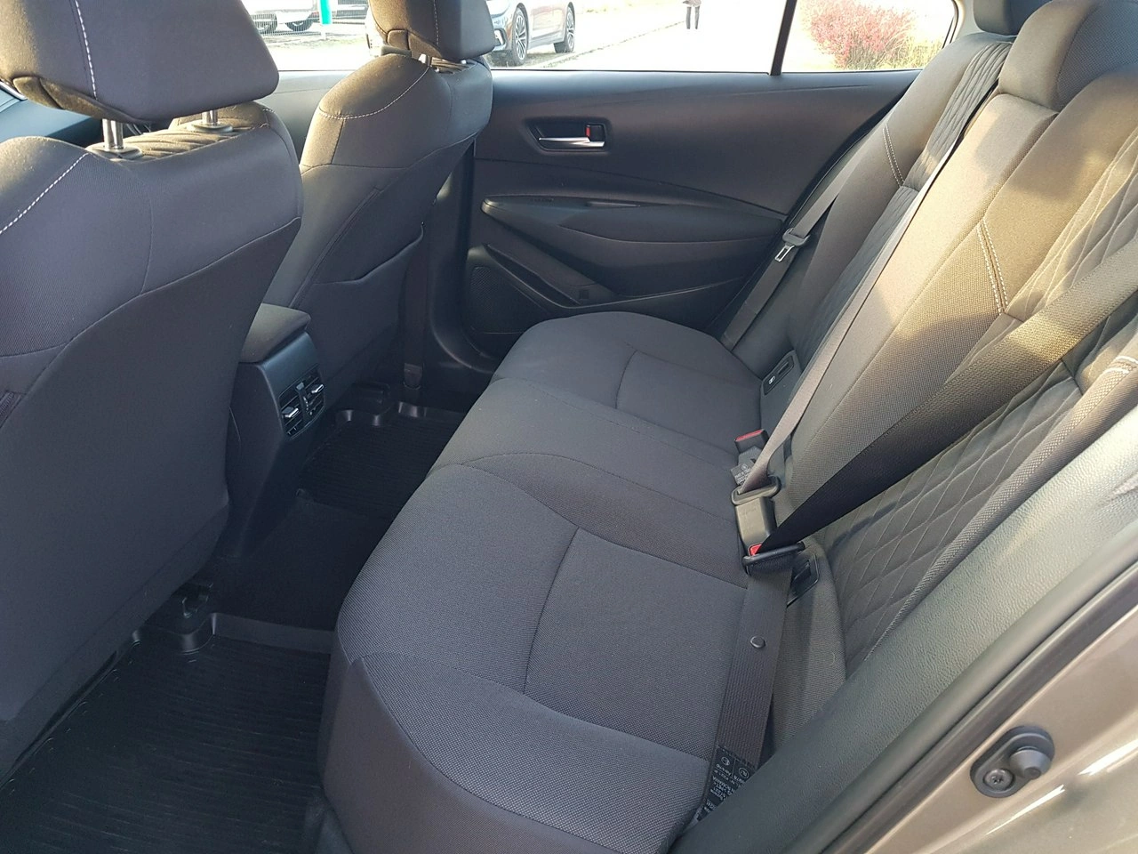 Toyota Corolla - Zdjęcie 10