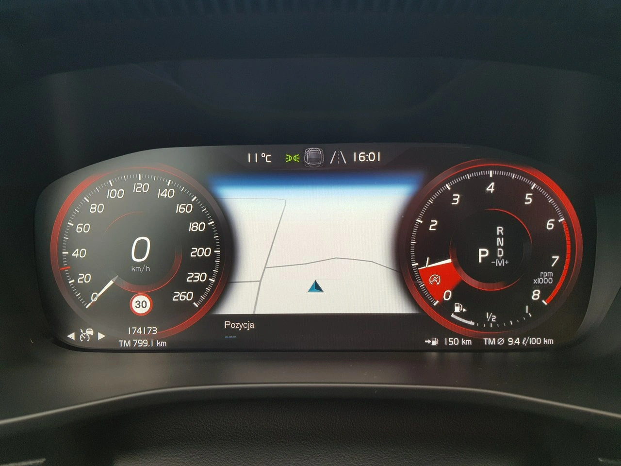 Volvo XC 40 - Zdjęcie 18