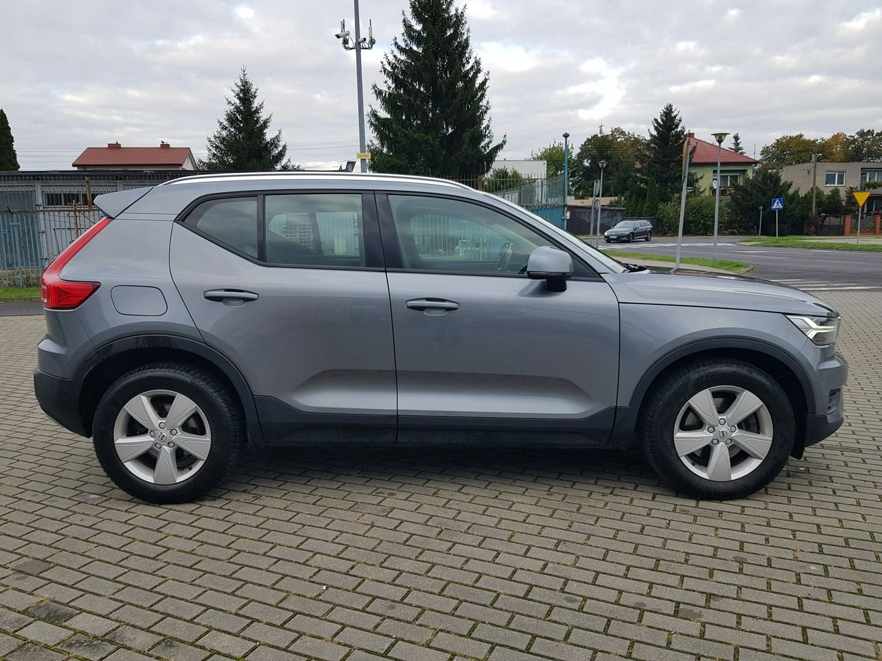 Volvo XC 40 - Zdjęcie 3