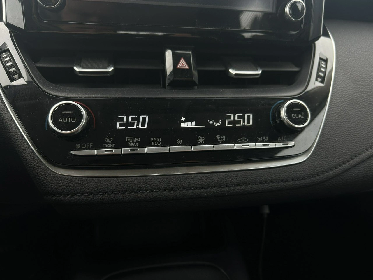 Toyota Corolla - Zdjęcie 12