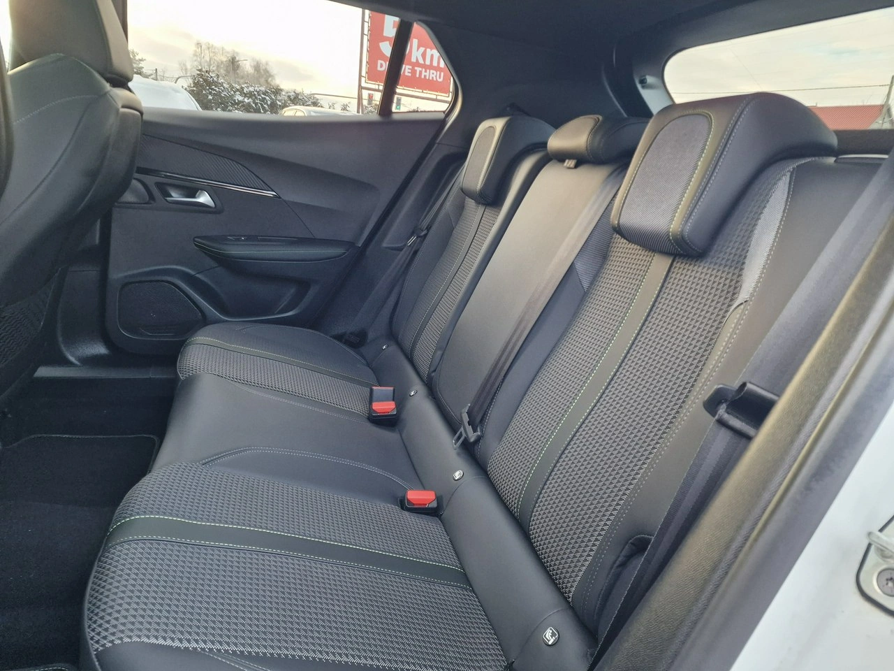 Peugeot 2008 - Zdjęcie 19