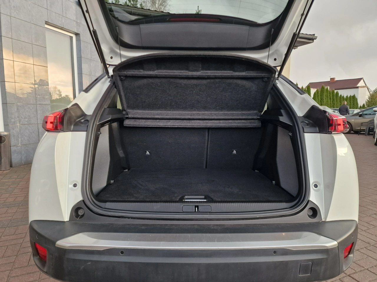 Peugeot 2008 - Zdjęcie 22