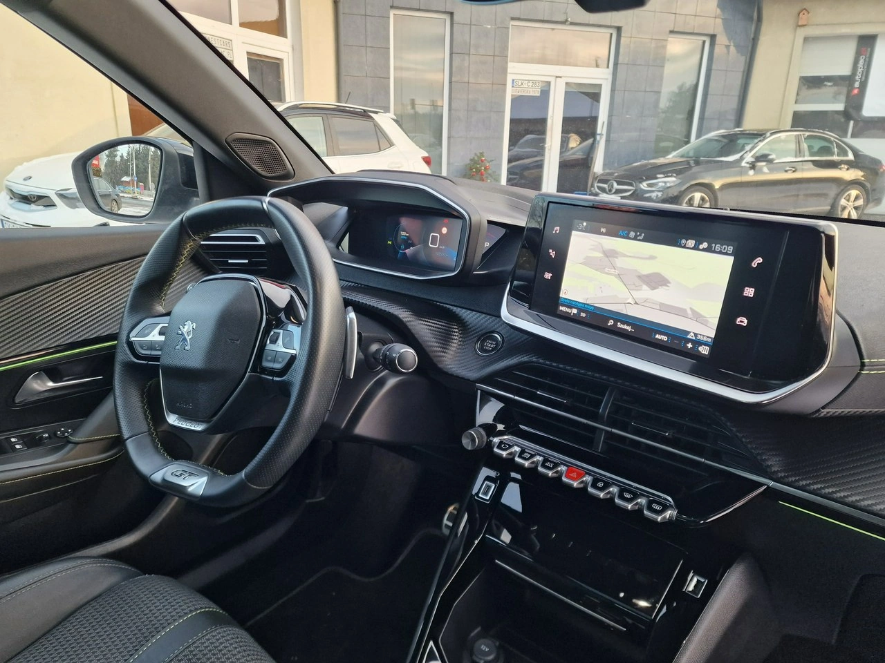 Peugeot 2008 - Zdjęcie 24