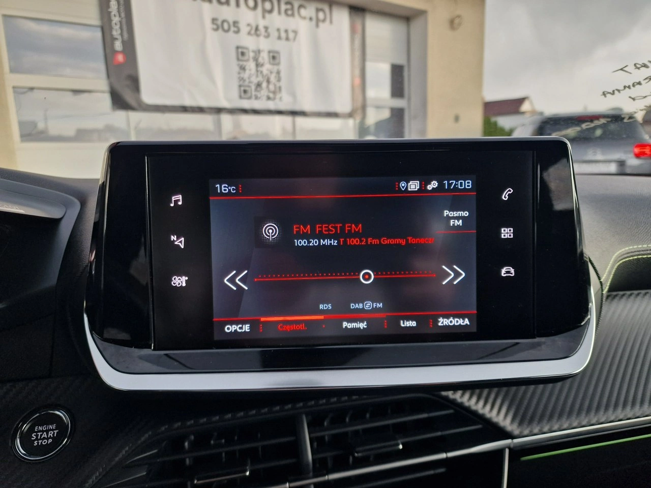 Peugeot 2008 - Zdjęcie 29