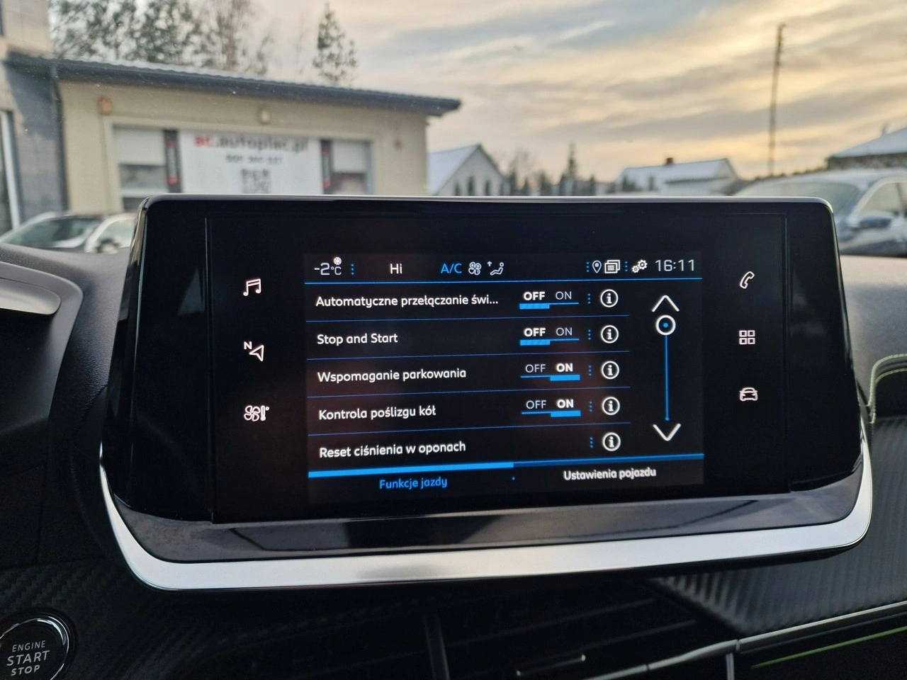 Peugeot 2008 - Zdjęcie 30