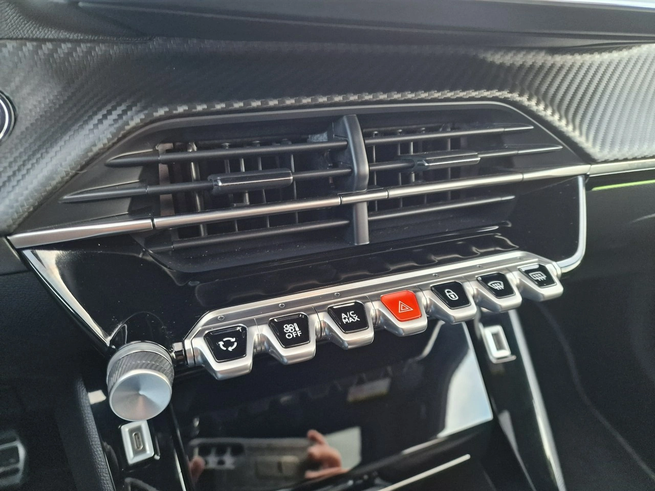 Peugeot 2008 - Zdjęcie 38