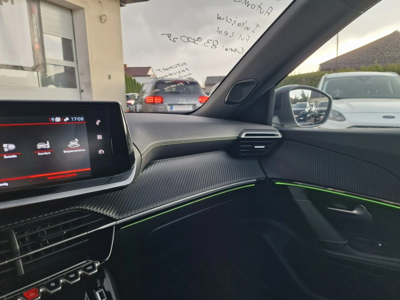 Peugeot 2008 - Zdjęcie 33