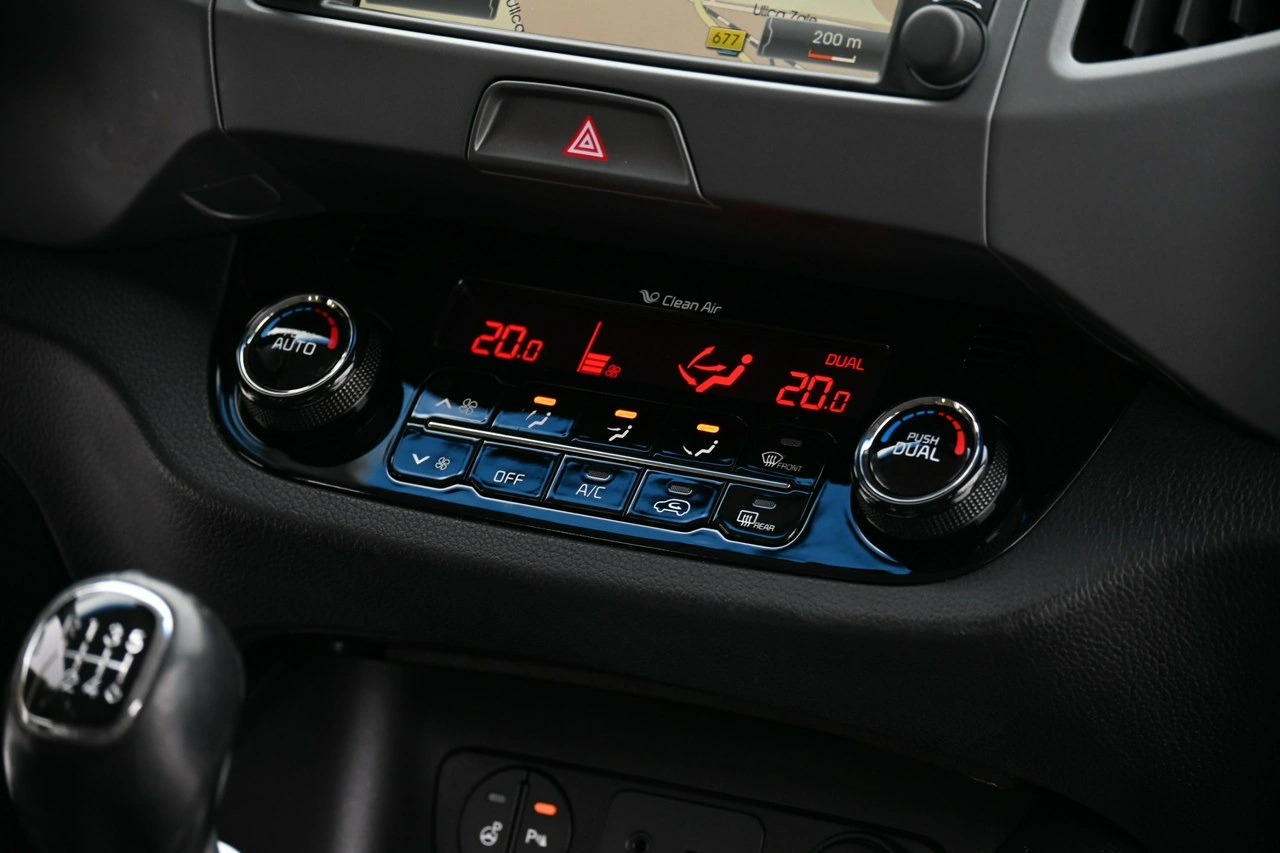 Kia Sportage - Zdjęcie 20