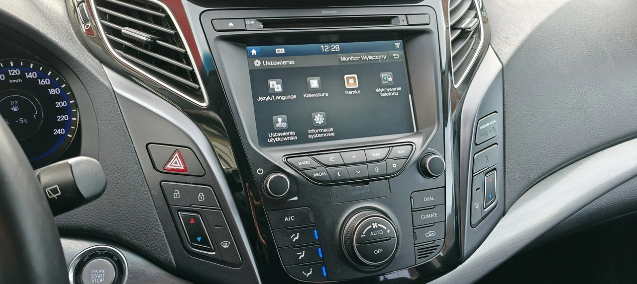 Hyundai i40 - Zdjęcie 16