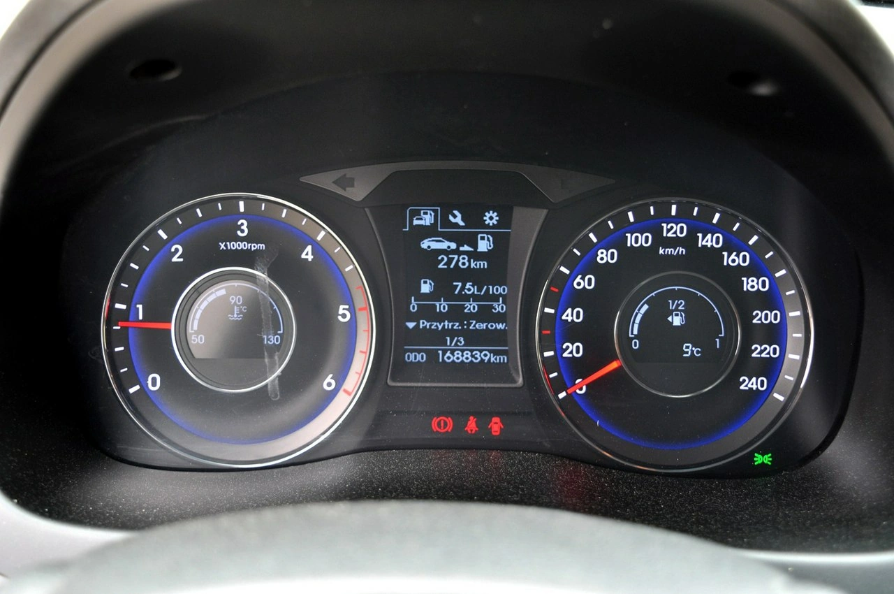 Hyundai i40 - Zdjęcie 37