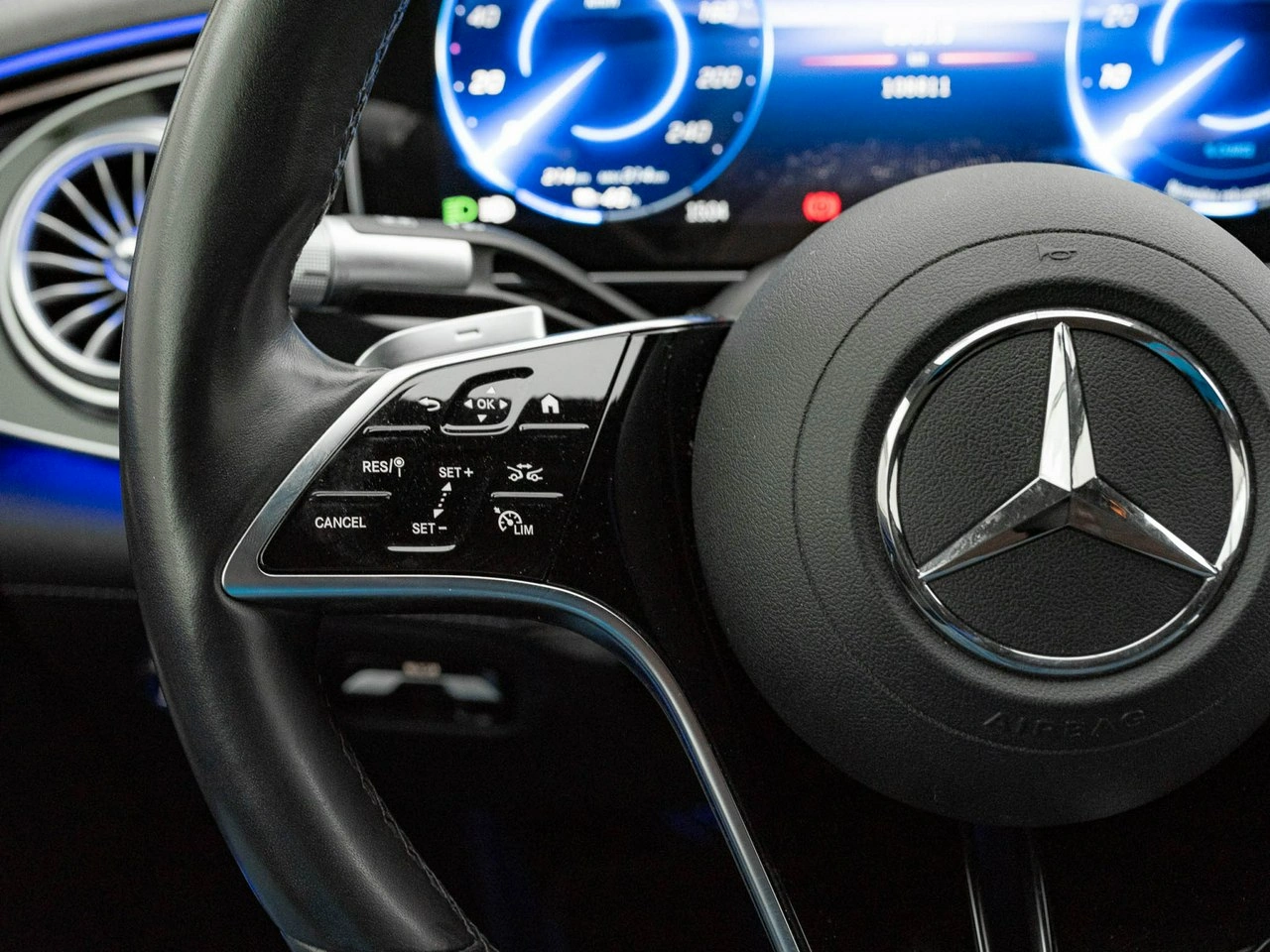 Mercedes EQS - Zdjęcie 15