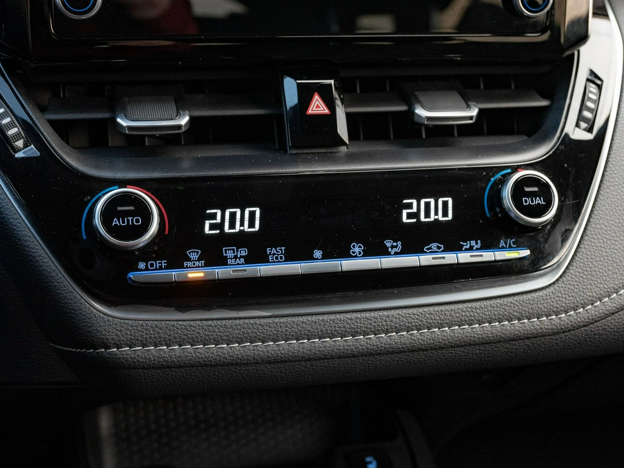 Suzuki Swace - Zdjęcie 16