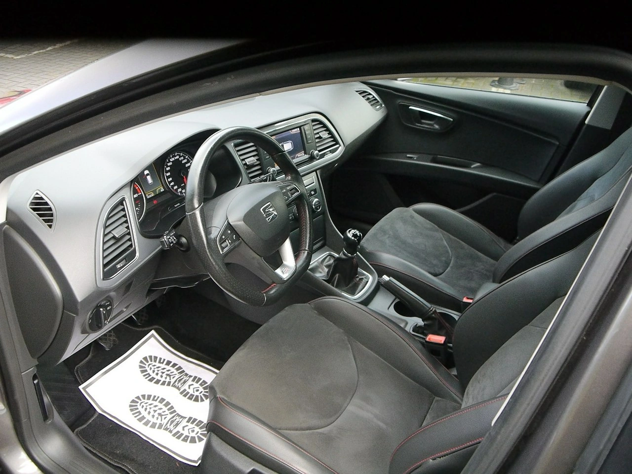 Seat Leon - Zdjęcie 26