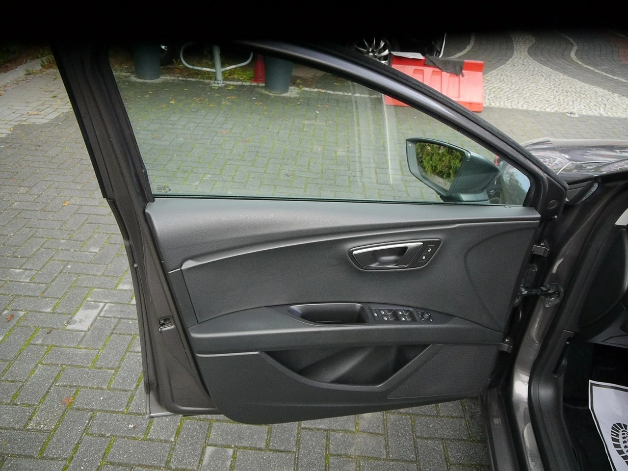 Seat Leon - Zdjęcie 32