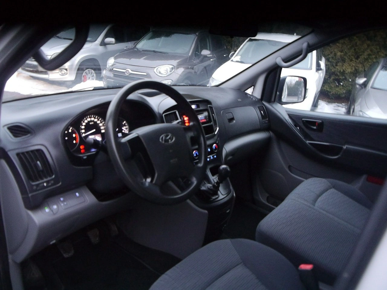 Hyundai H-1 - Zdjęcie 18