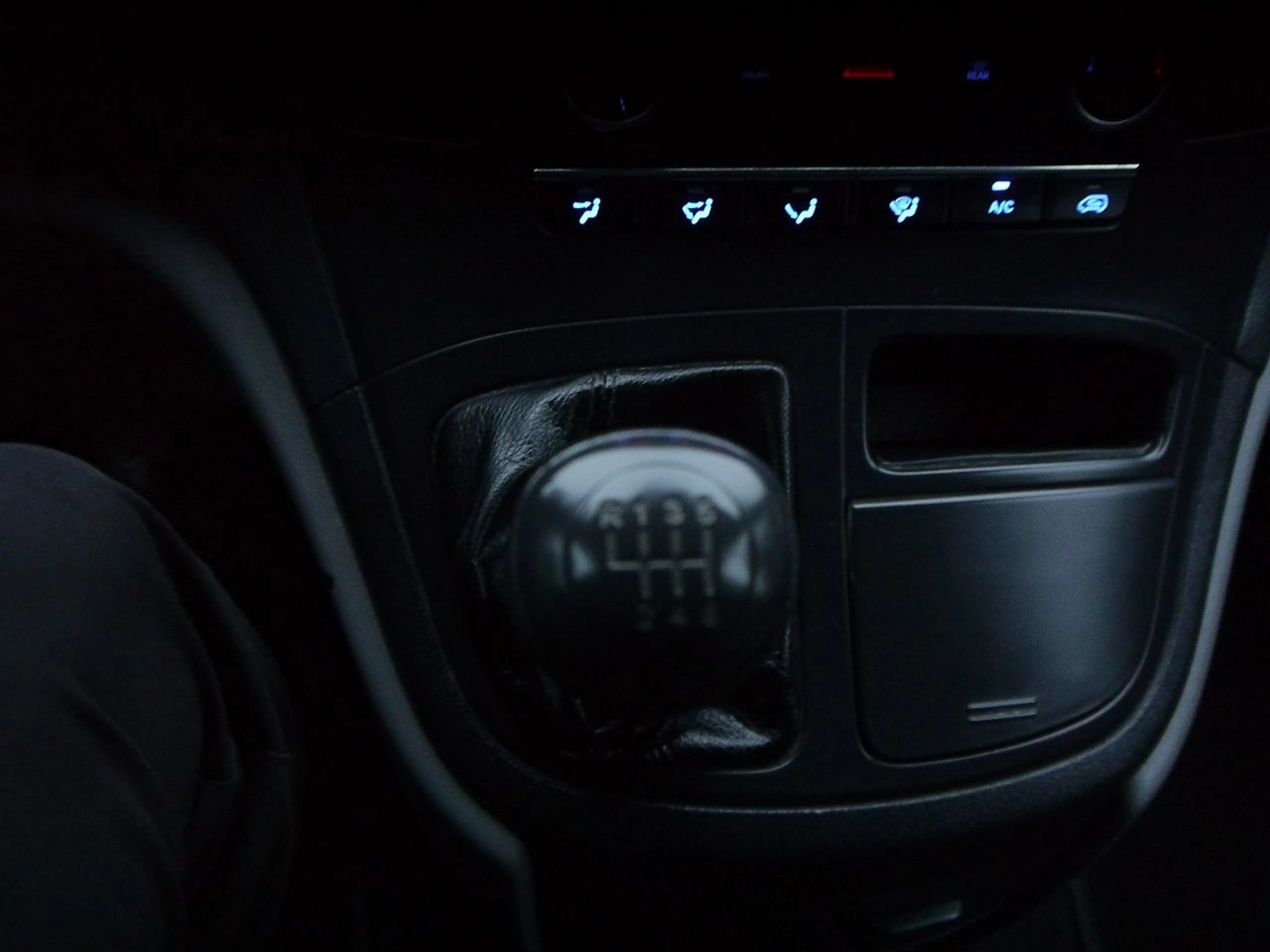 Hyundai H-1 - Zdjęcie 28