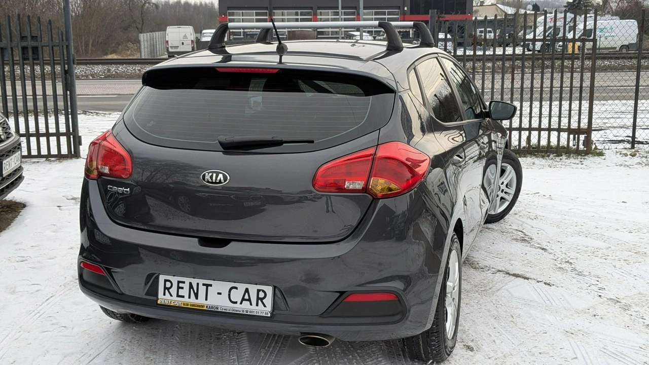 Kia Ceed - Zdjęcie 11