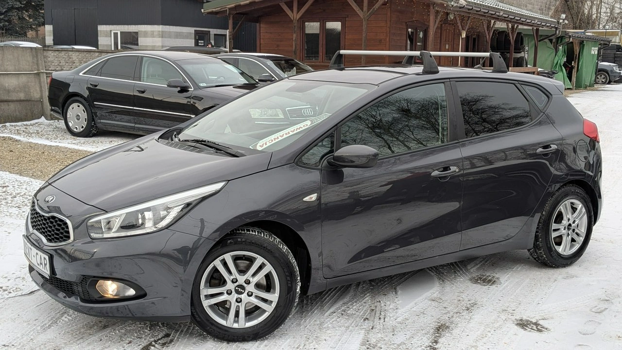 Kia Ceed - Zdjęcie 2