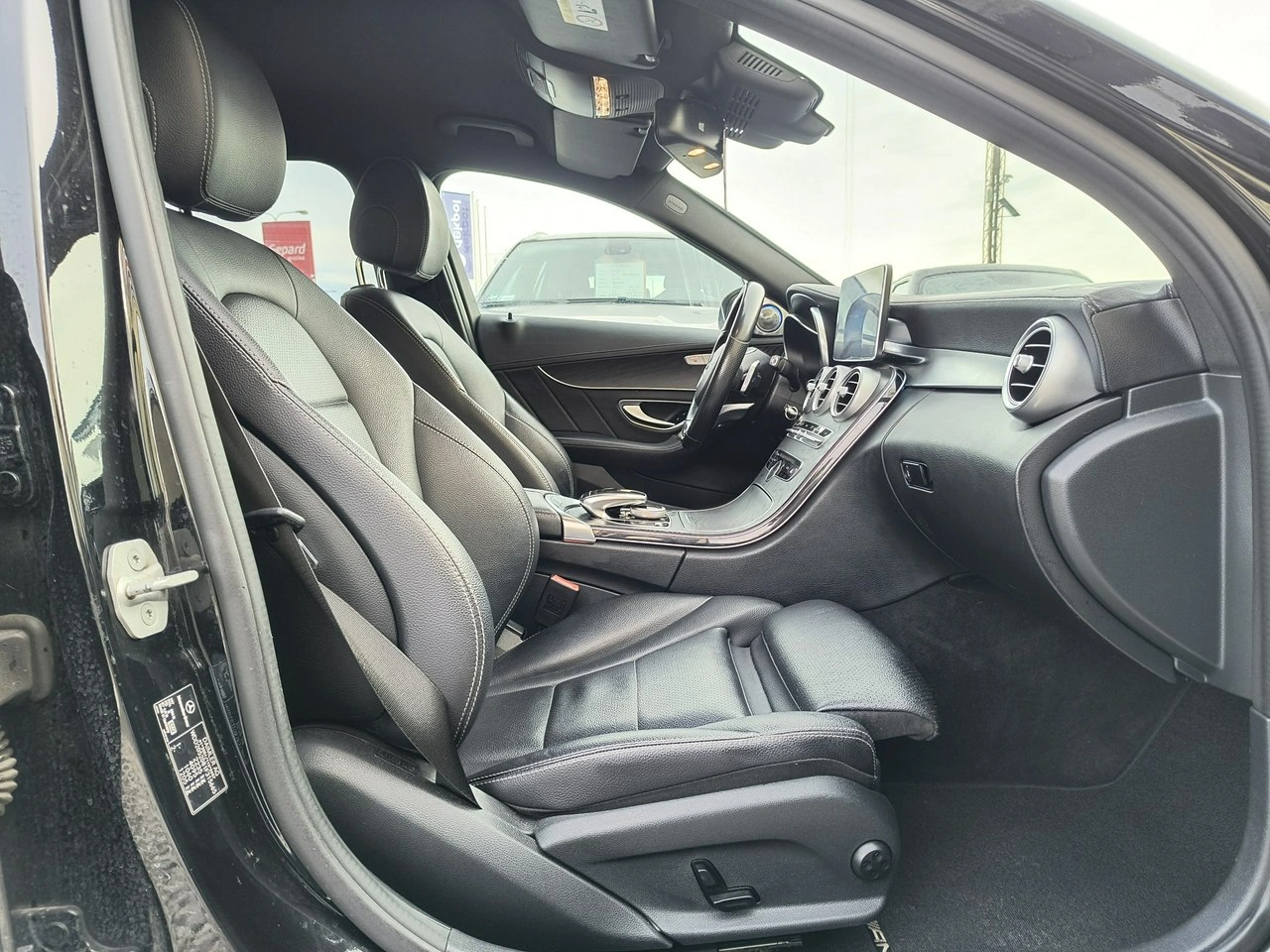 Mercedes C 250 - Zdjęcie 14