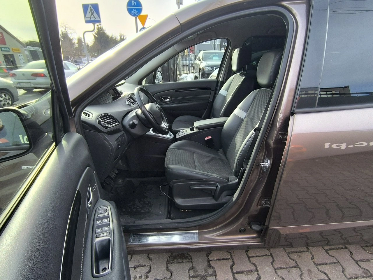 Renault Grand Scenic - Zdjęcie 11