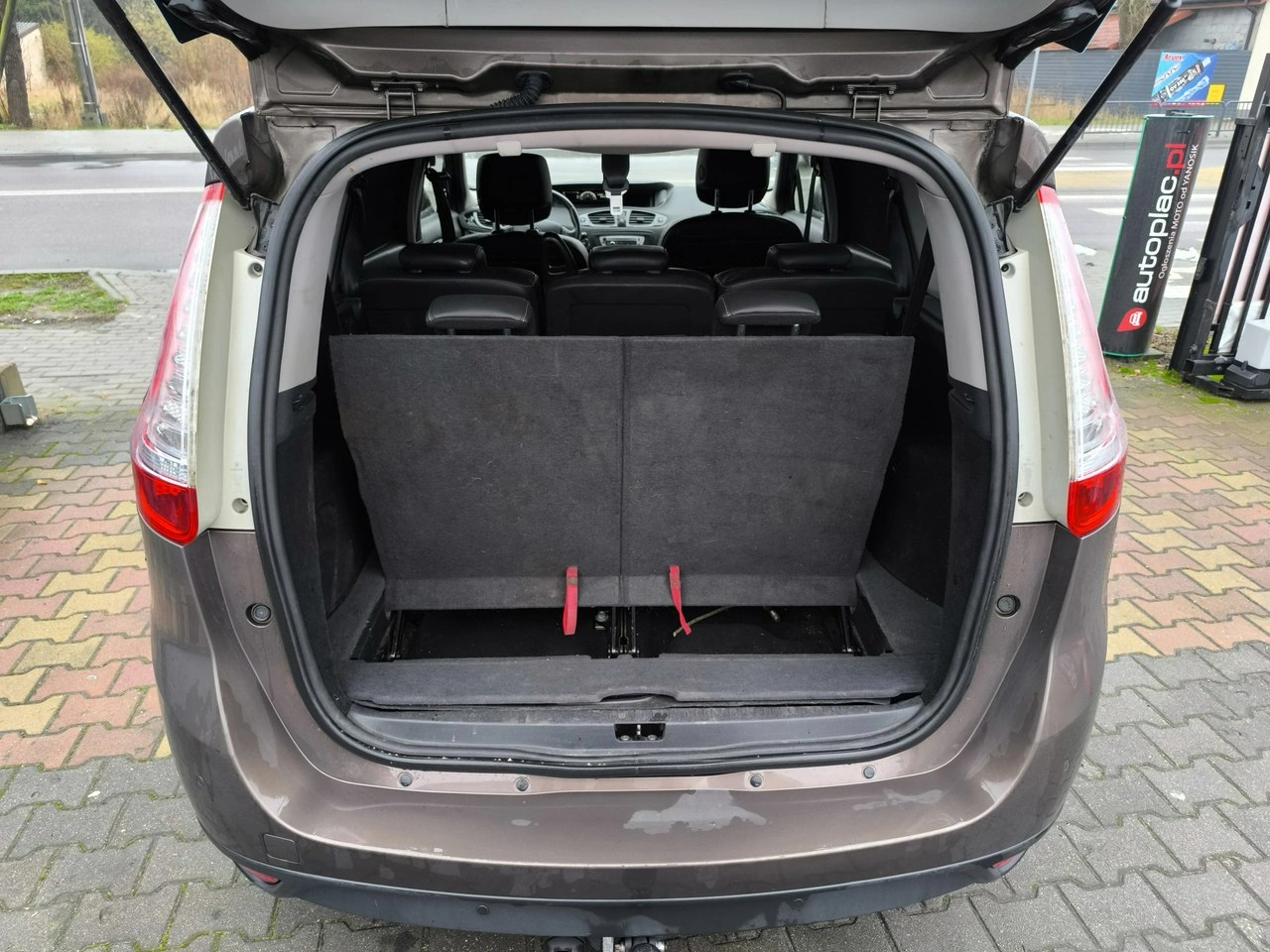Renault Grand Scenic - Zdjęcie 13