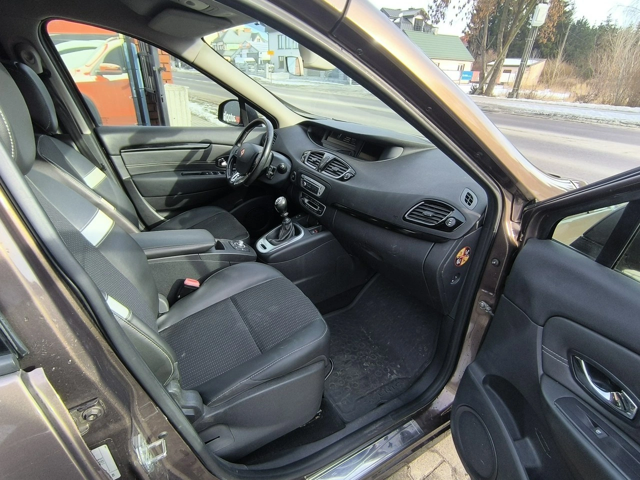 Renault Grand Scenic - Zdjęcie 17