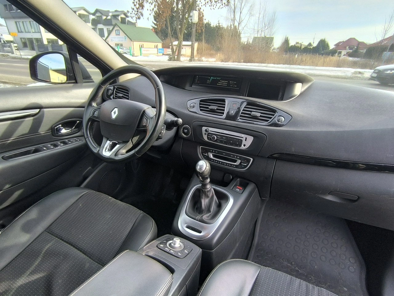 Renault Grand Scenic - Zdjęcie 19
