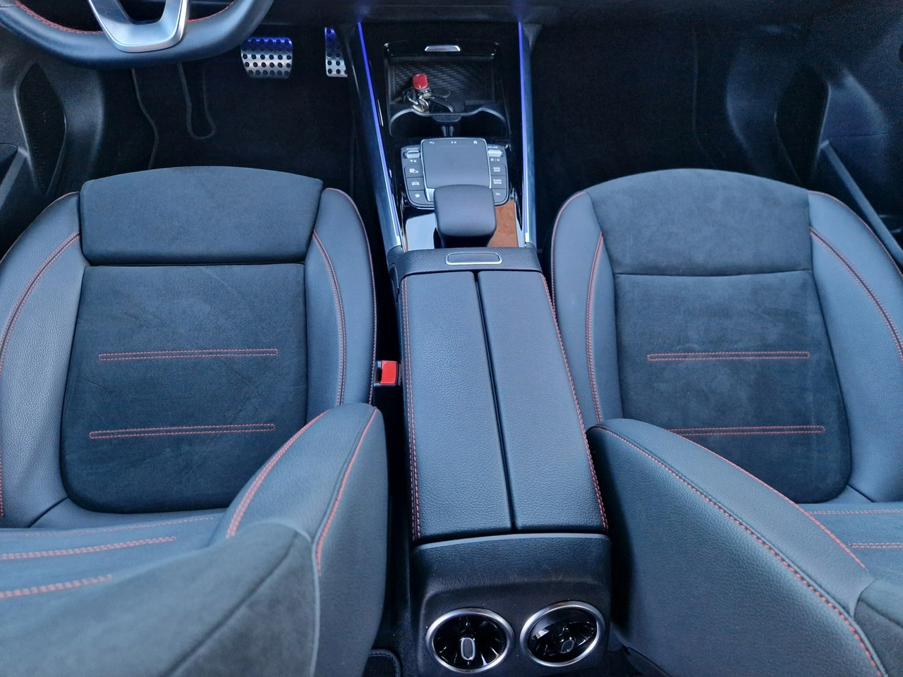 Mercedes EQA - Zdjęcie 16