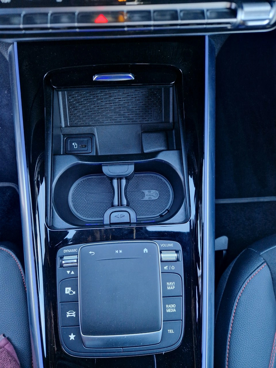 Mercedes EQA - Zdjęcie 22