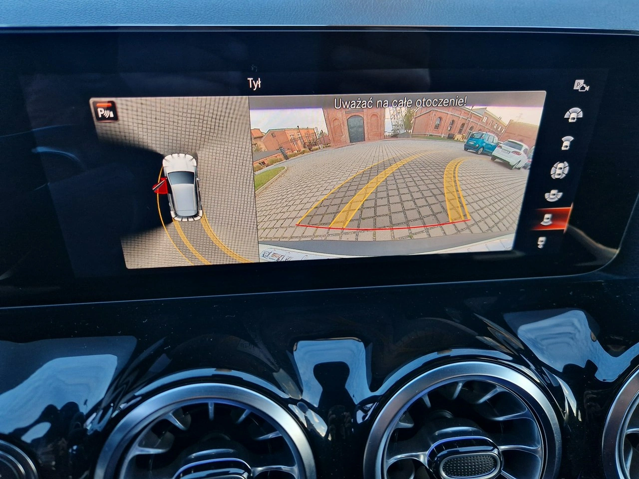 Mercedes EQA - Zdjęcie 24