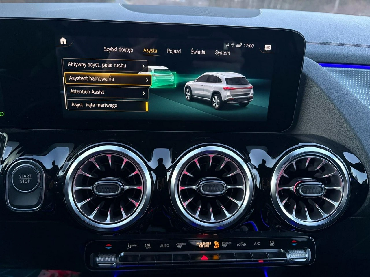 Mercedes EQA - Zdjęcie 41