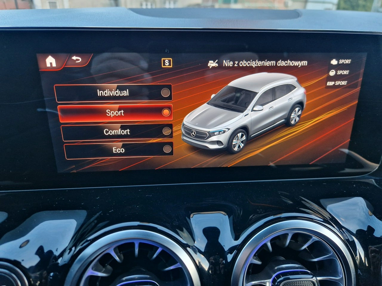 Mercedes EQA - Zdjęcie 33