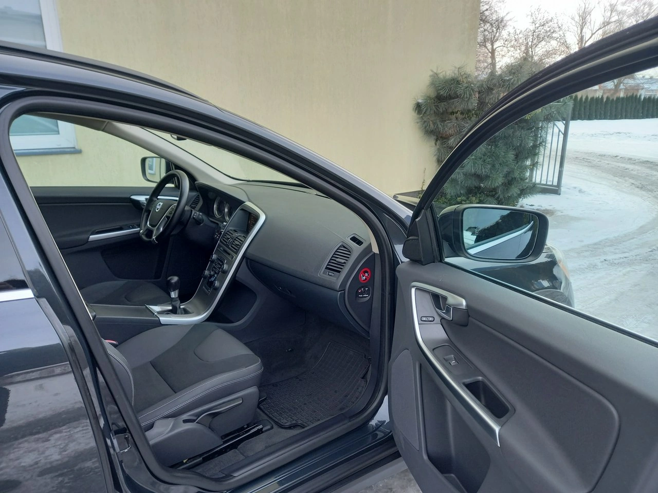 Volvo XC 60 - Zdjęcie 21