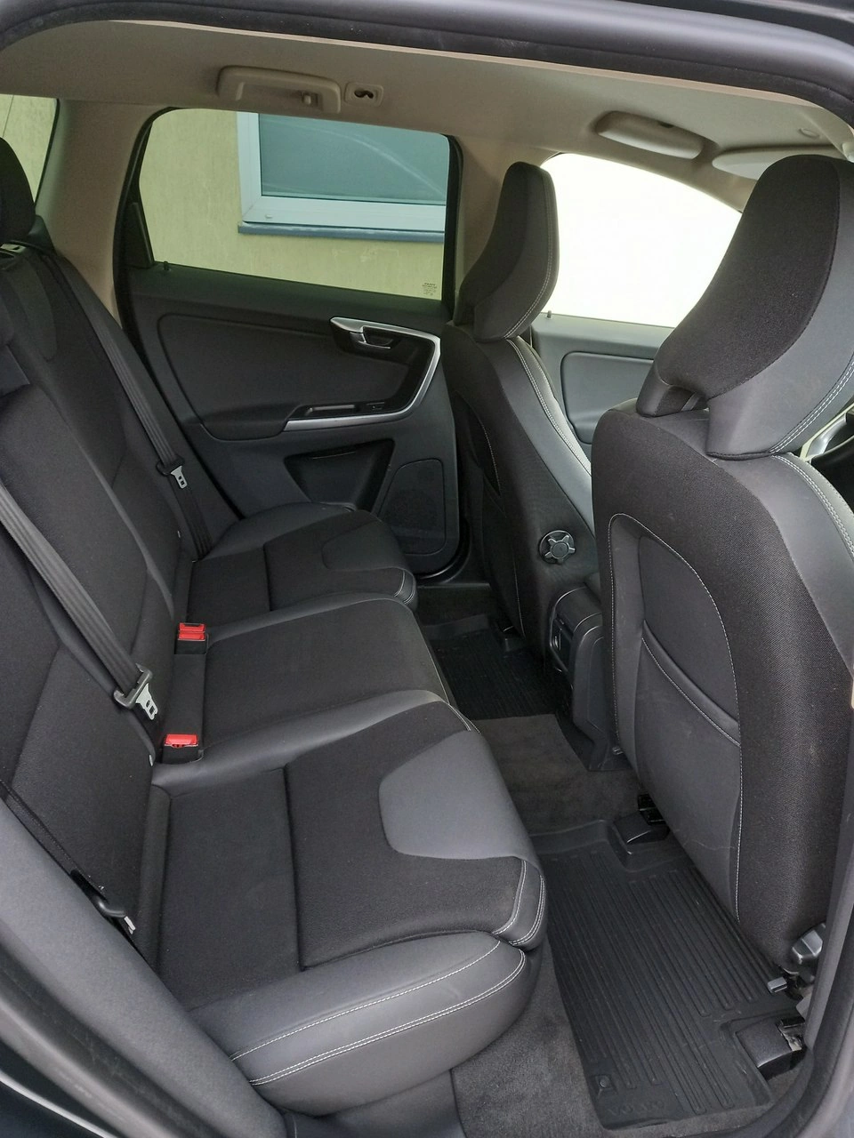 Volvo XC 60 - Zdjęcie 22