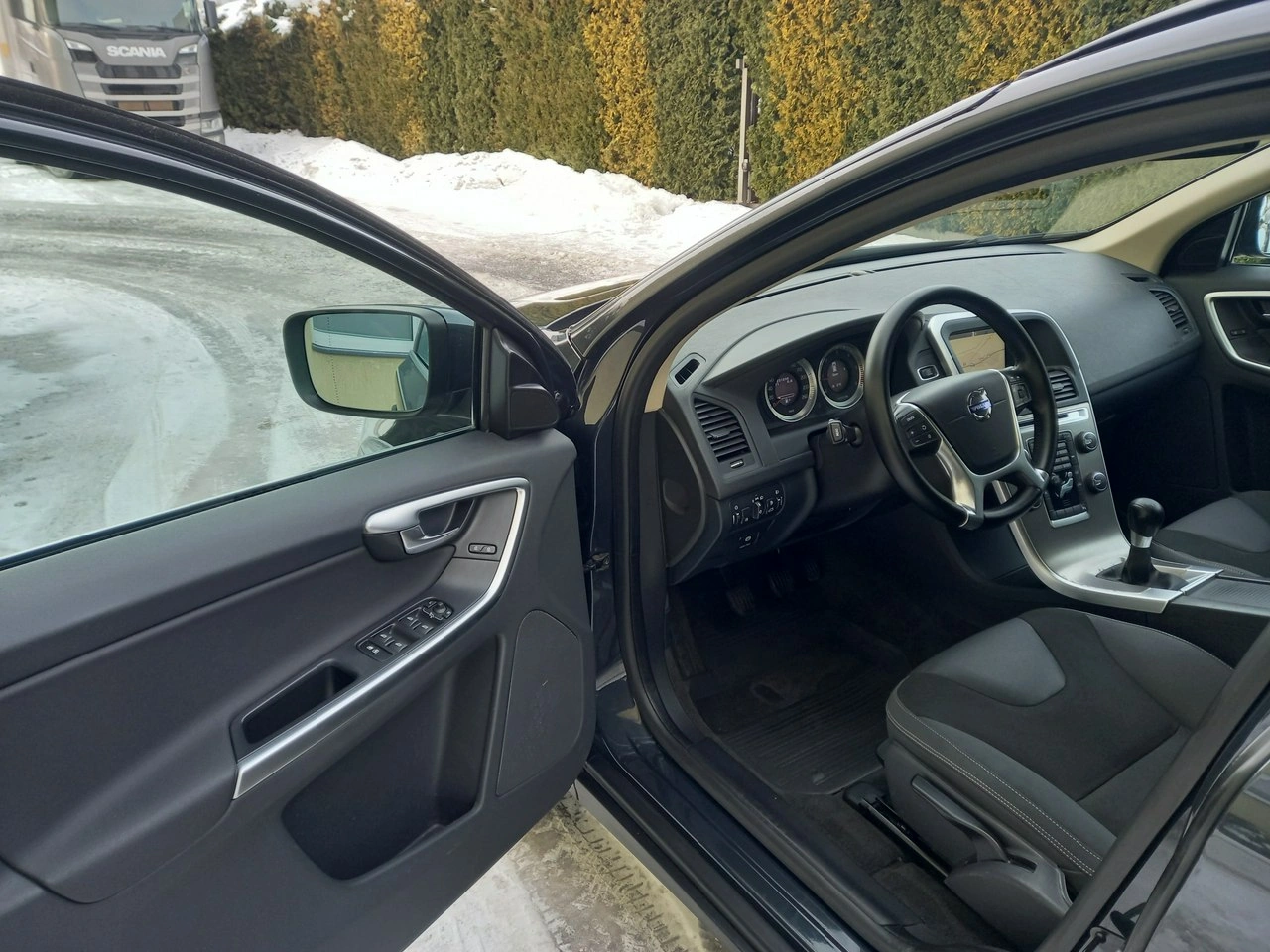 Volvo XC 60 - Zdjęcie 27