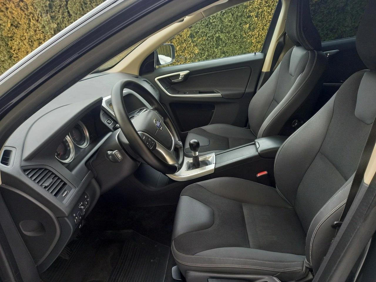 Volvo XC 60 - Zdjęcie 29