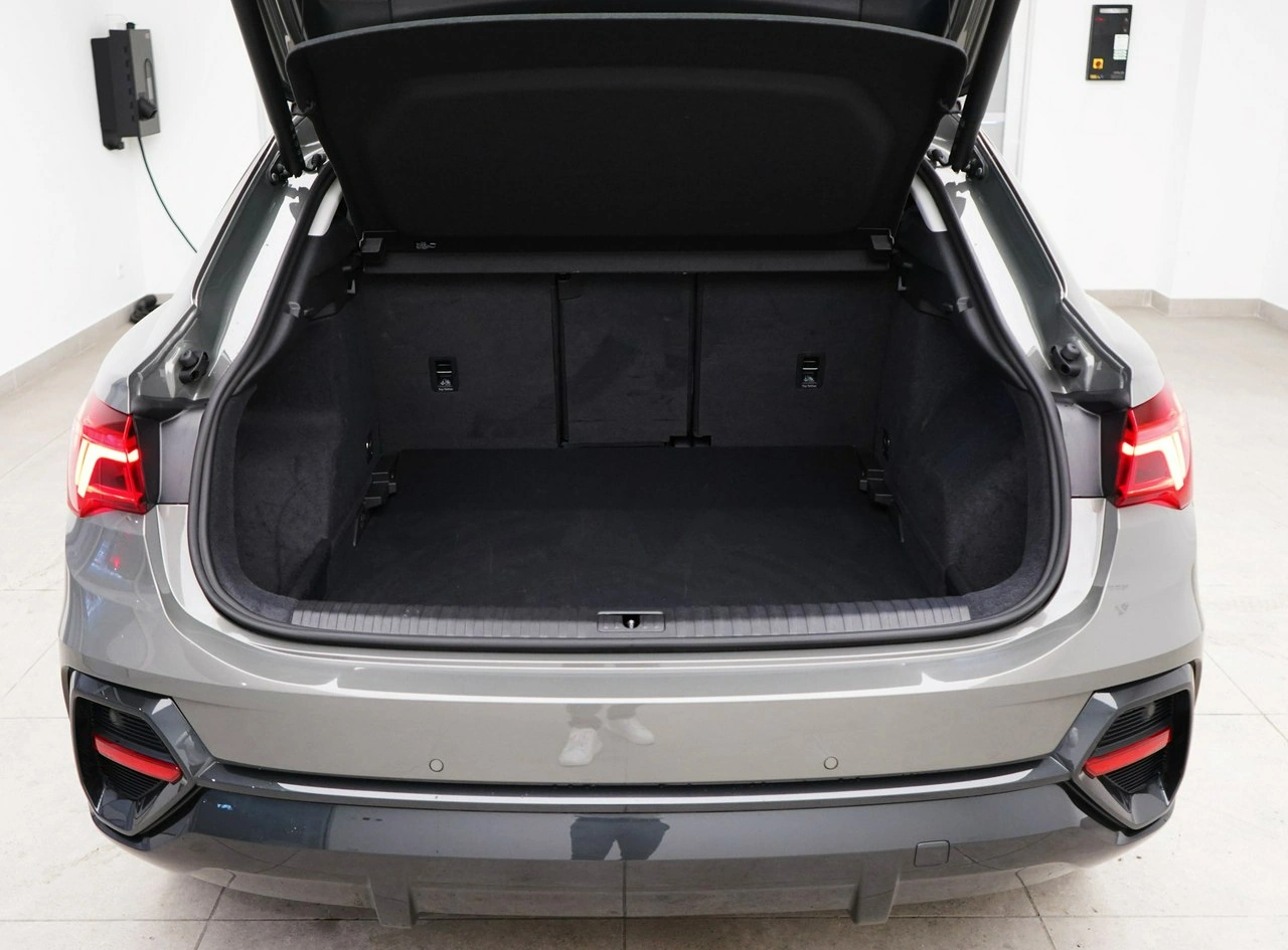 Audi Q3 - Zdjęcie 11