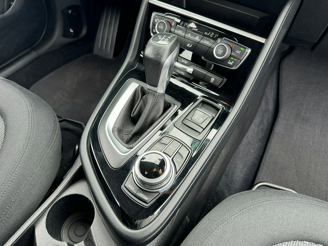 BMW 216 - Zdjęcie 32