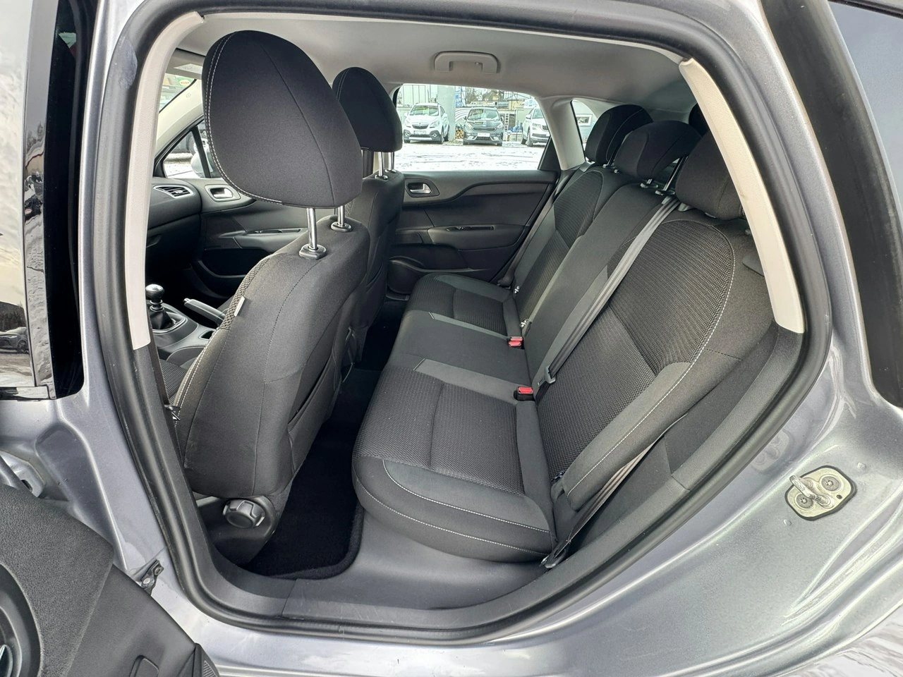 Citroën C4 - Zdjęcie 15