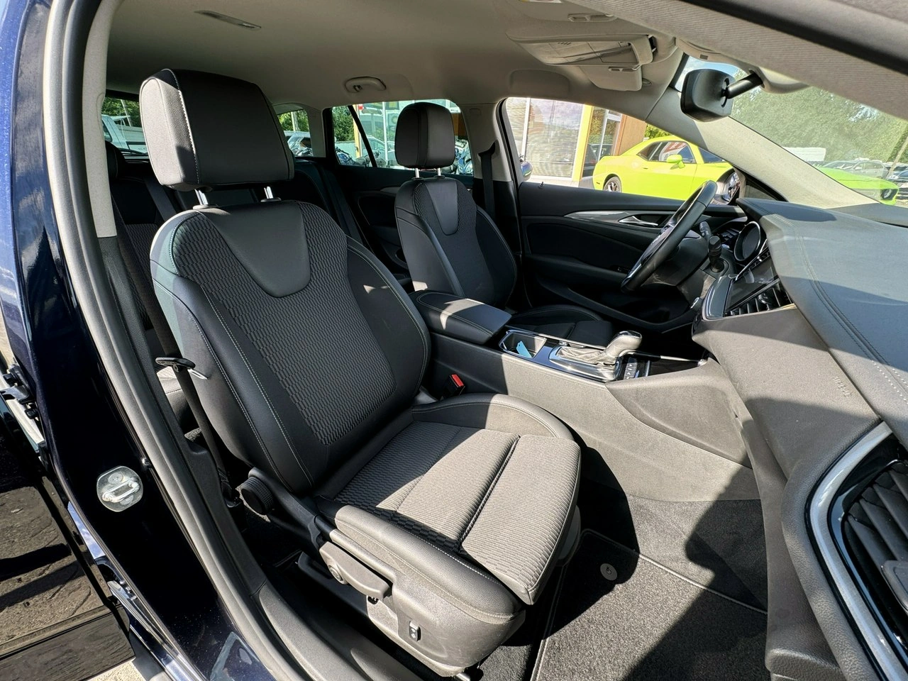 Opel Insignia - Zdjęcie 20