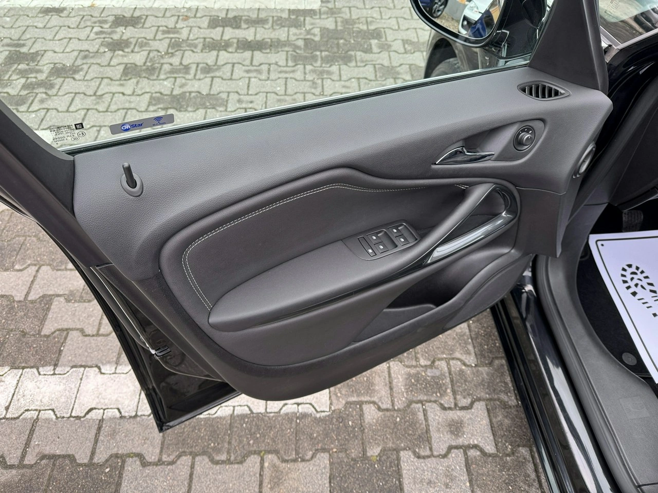 Opel Zafira - Zdjęcie 15