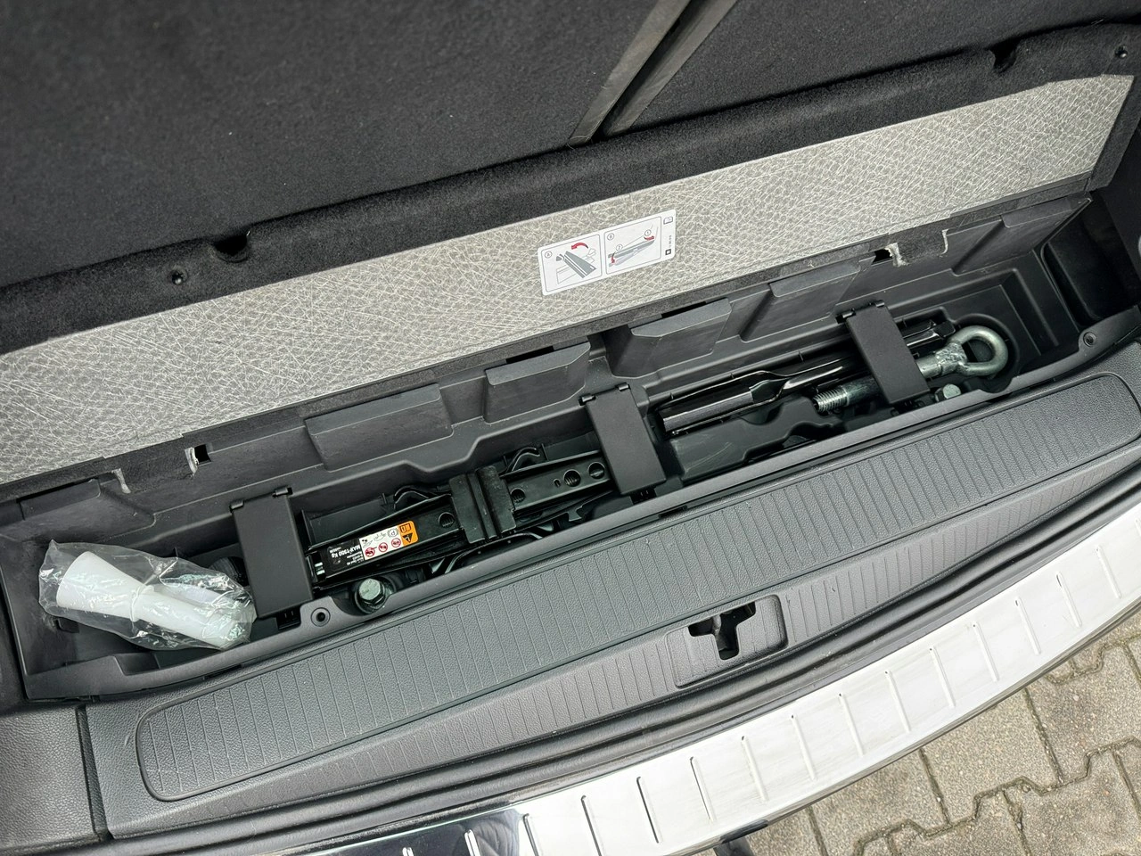 Opel Zafira - Zdjęcie 25