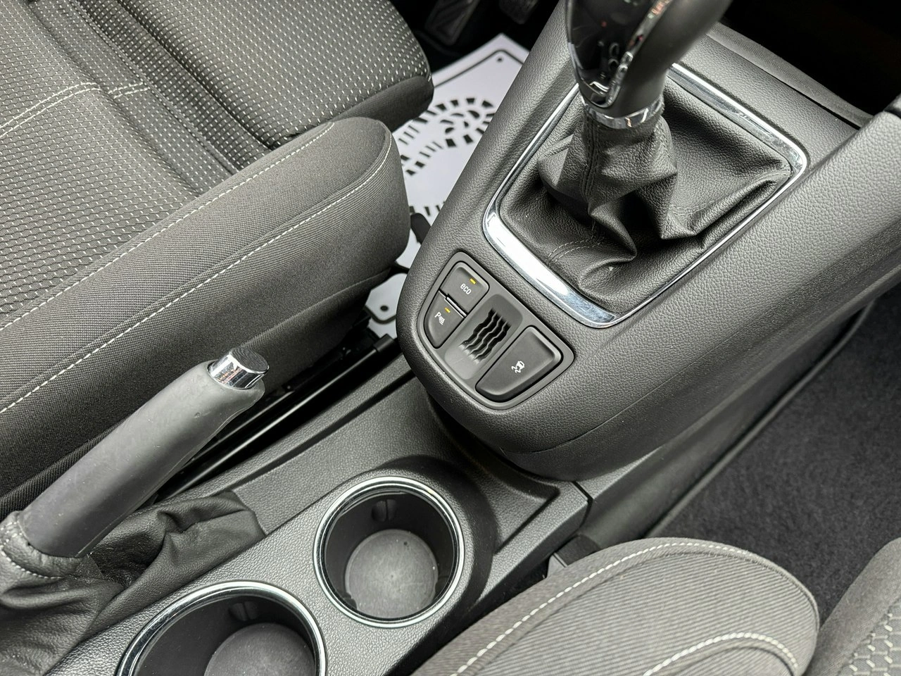 Opel Zafira - Zdjęcie 37