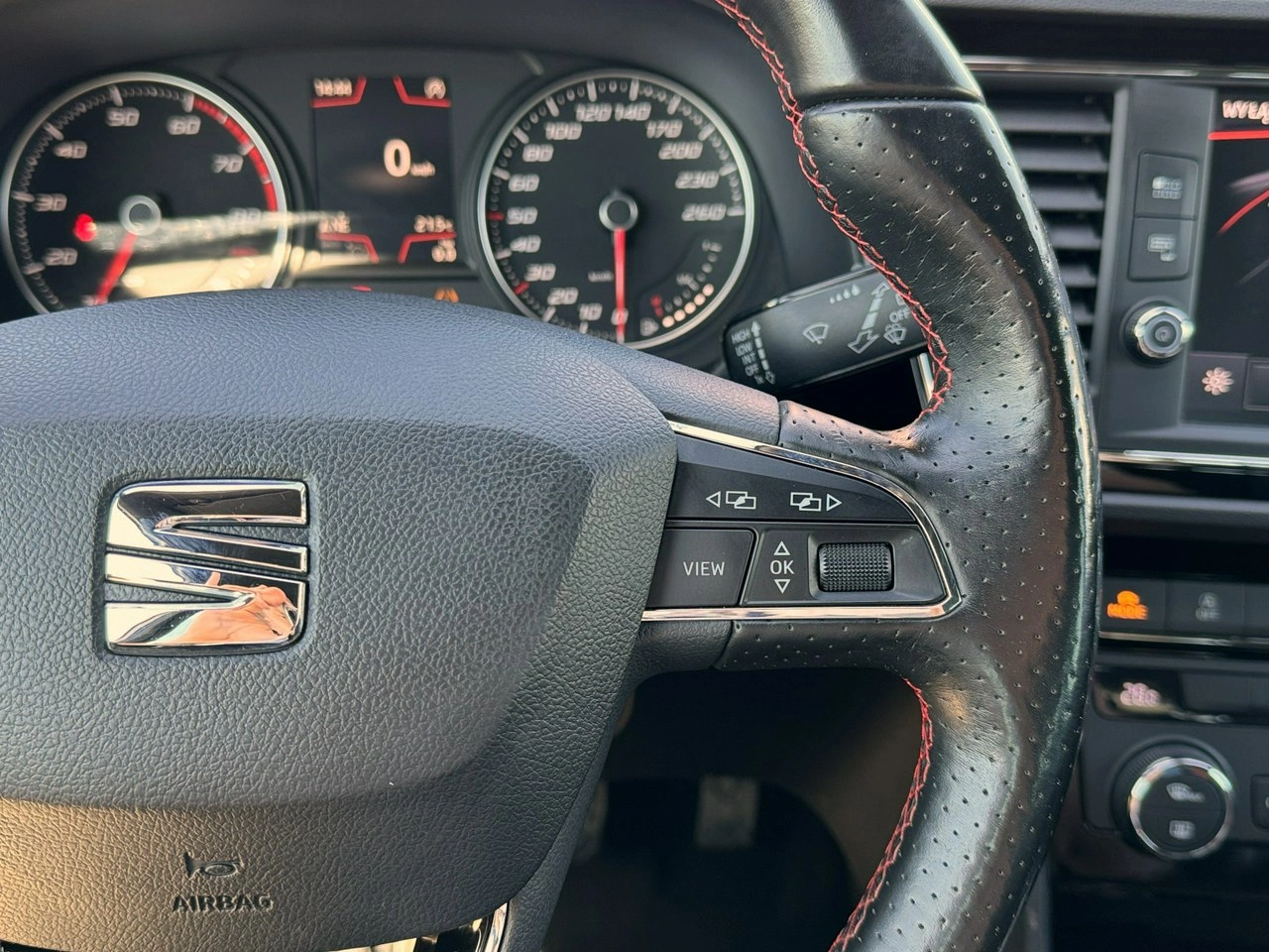 Seat Leon - Zdjęcie 29