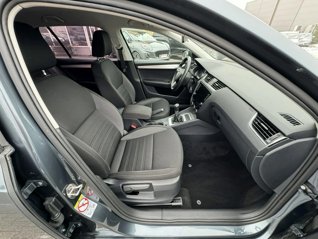 Skoda Octavia - Zdjęcie 19