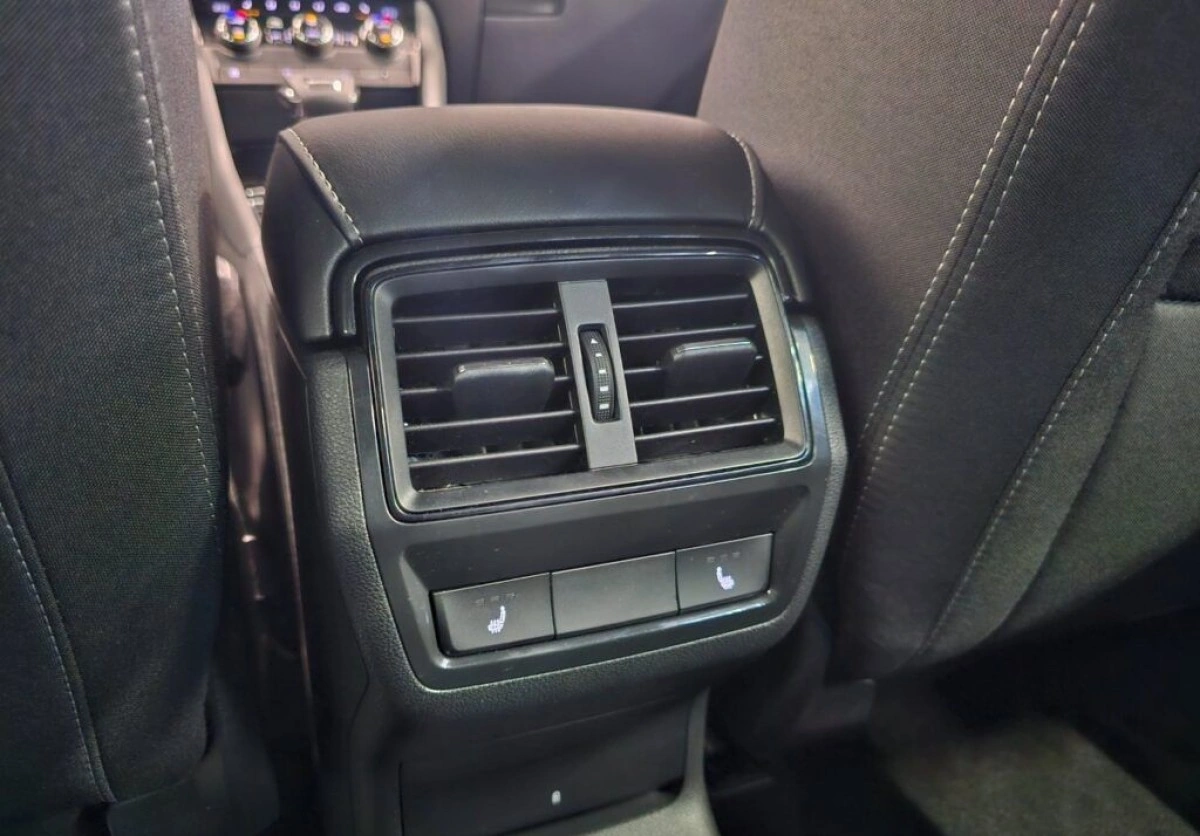 Skoda Karoq - Zdjęcie 21